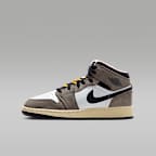 Air Jordan 1 Mid SE Big Kids' Shoes. Nike.com